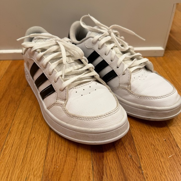 Adidas White and Black Sneakers Versatile Low-Top - Picture 3 of 10